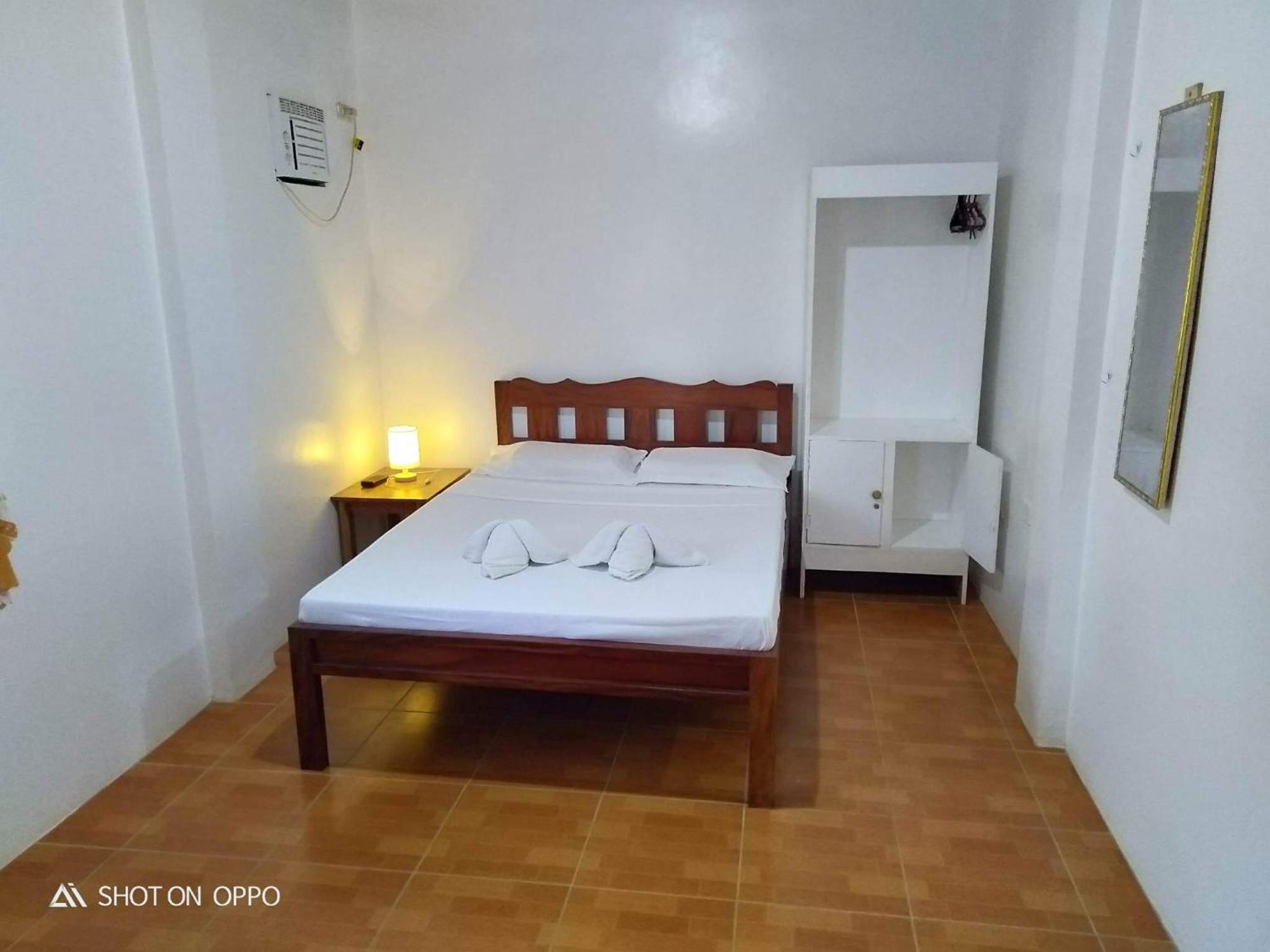 Casa James Apartment, Rooms , Pool And Restaurant Siquijor Room photo